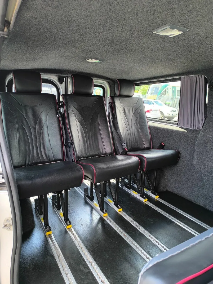 Renault Trafic 9 seat Passenger (accessible) - Image 4