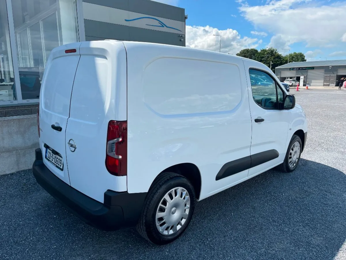 Opel Combo 1.5d 100BHP 6sp 5d quality Assured Use - Image 3