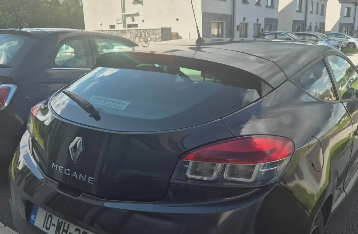 Renault Megane 2010 - Image 2