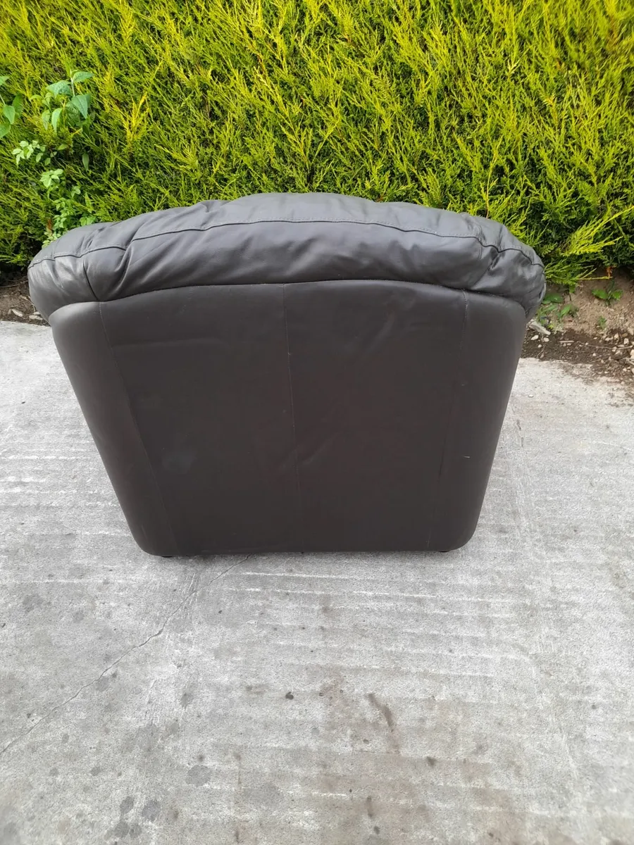 leather sofa chair - Image 4