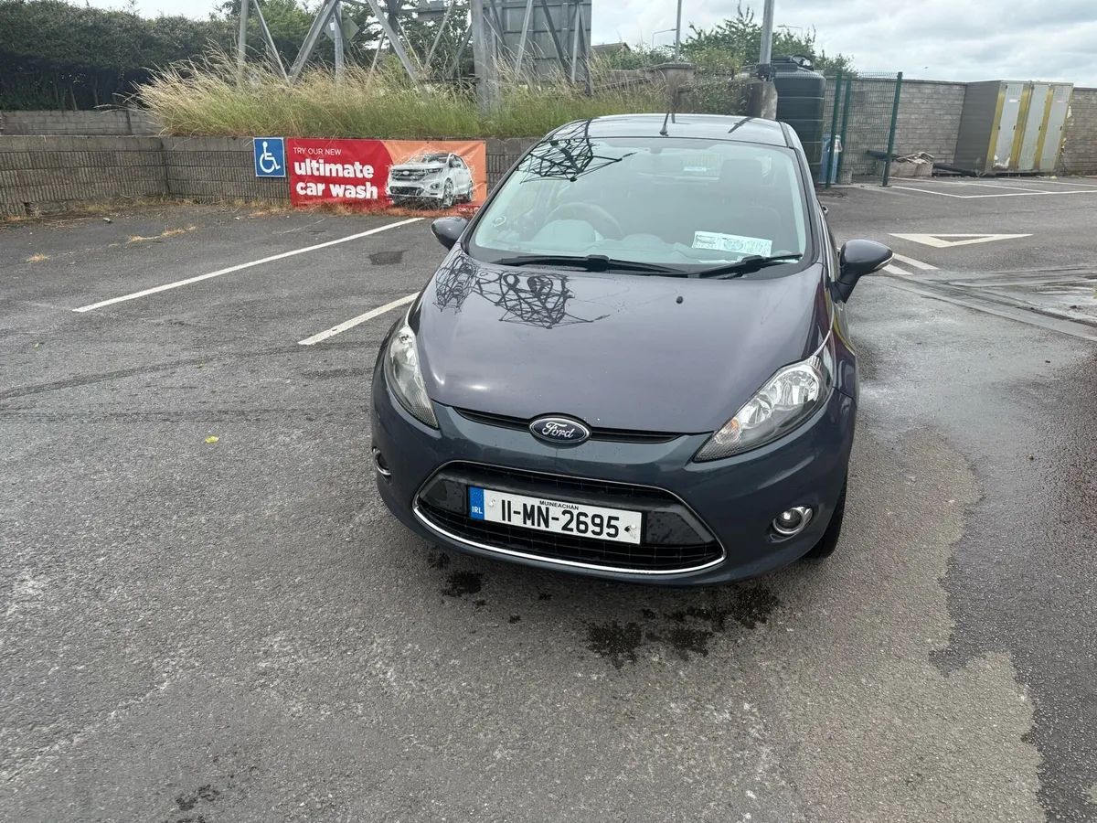 Car - Image 1