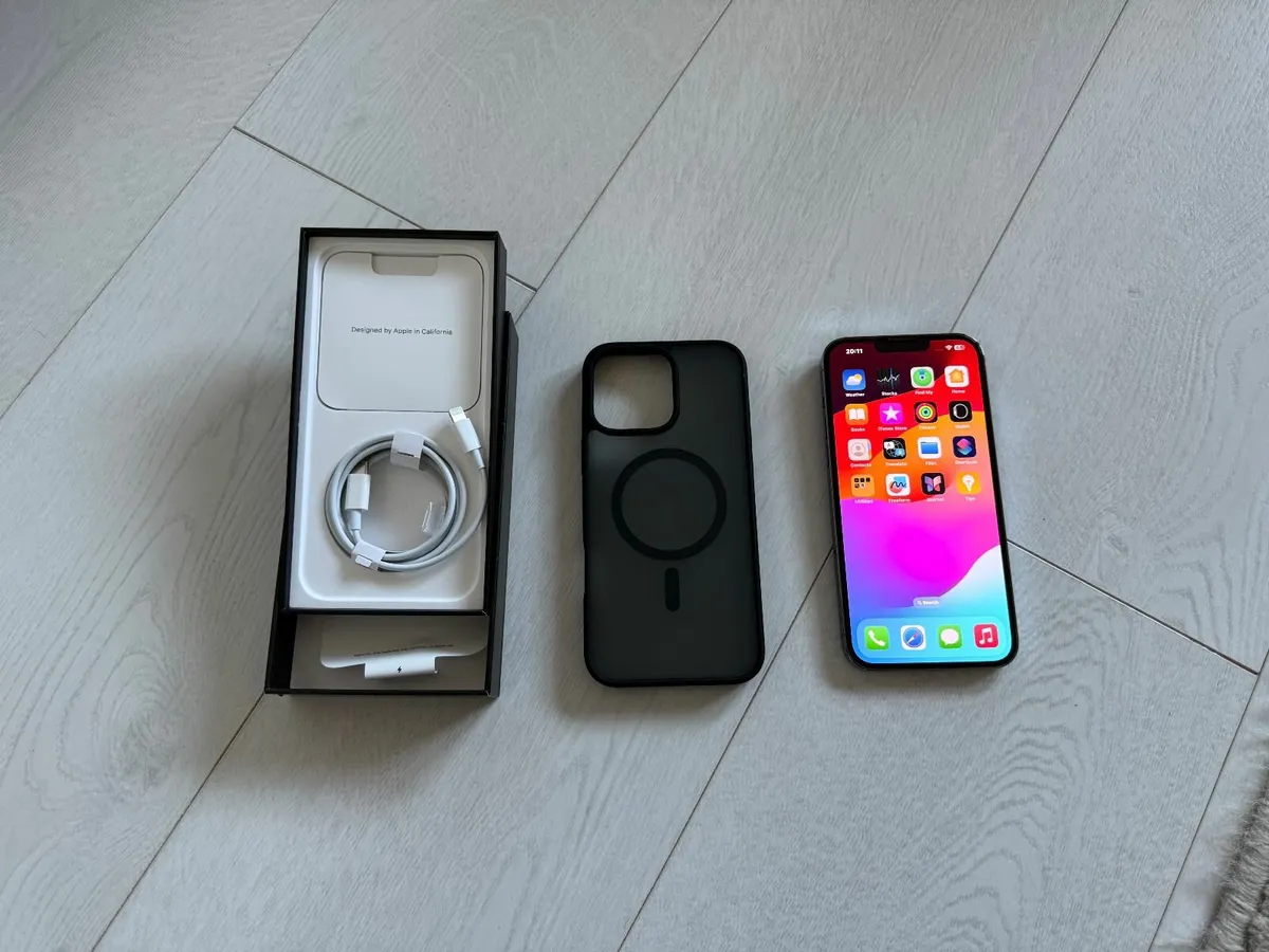 iPhone 13 Pro Max 256GB - Image 1