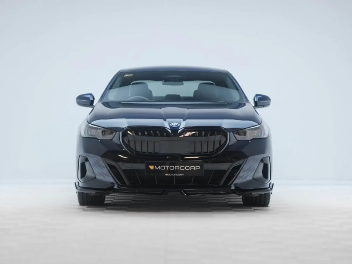 BMW 5 Series 530E M Sport - Image 2