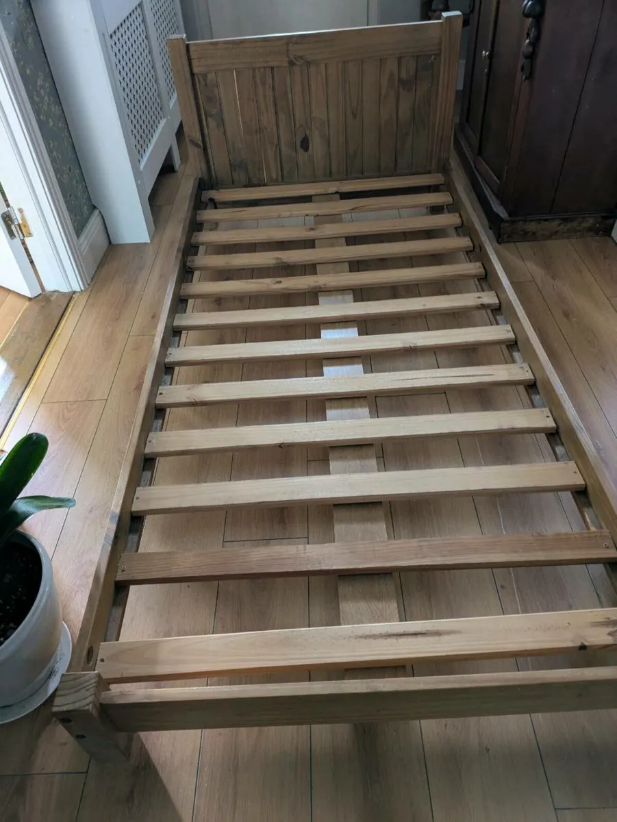 Single bed for toddler