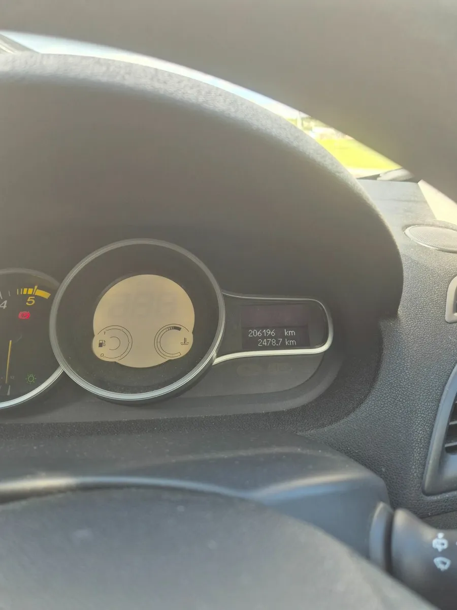 Renault Megane 2010 - Image 3