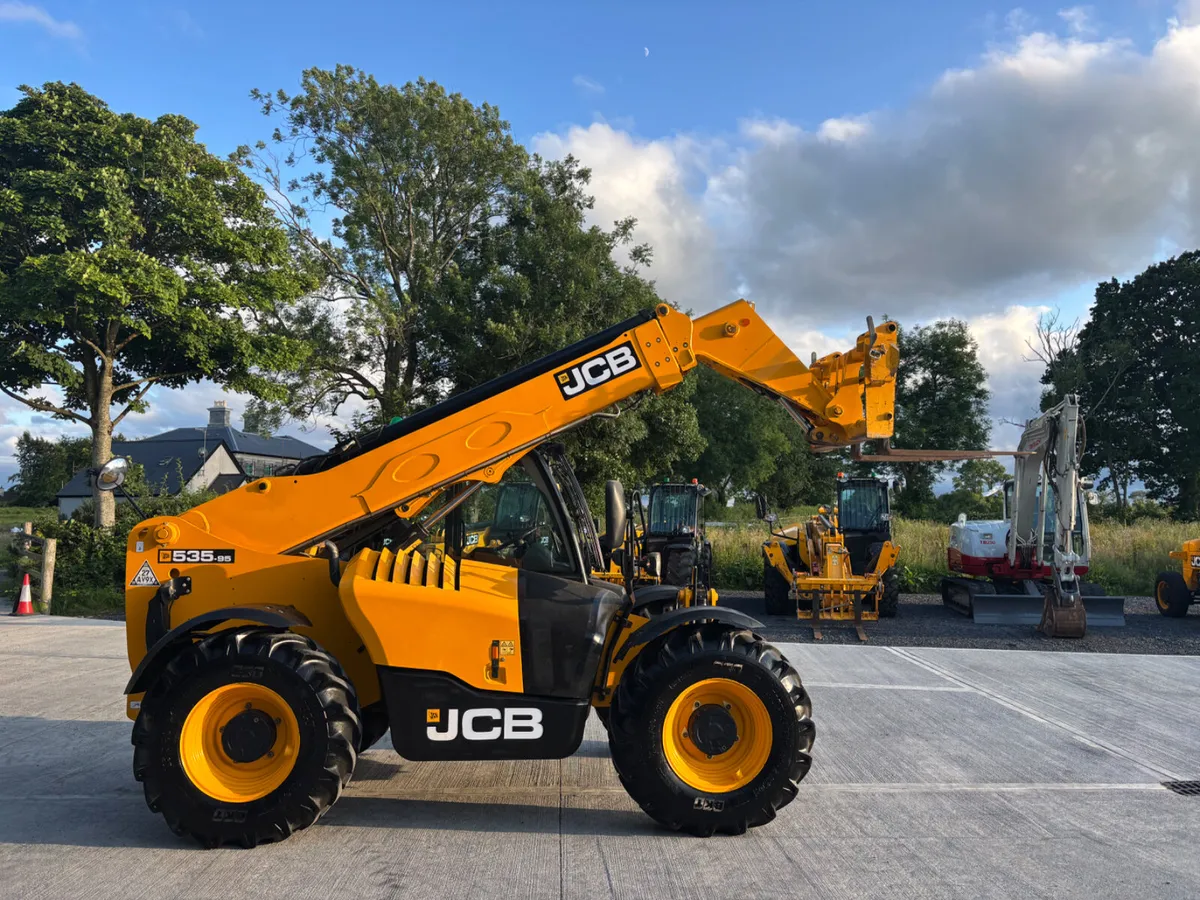 2020 JCB 535-95 - Image 1
