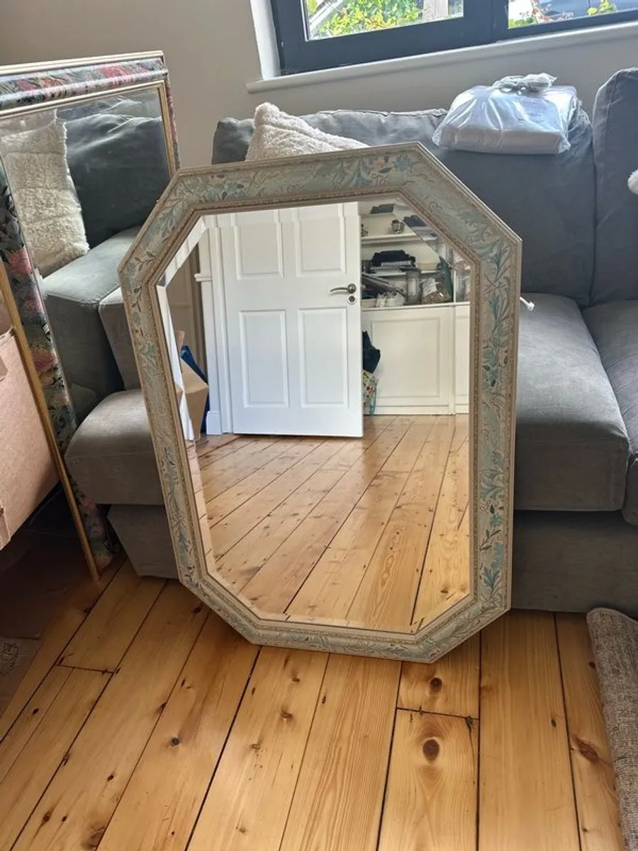 Mirror - Image 2