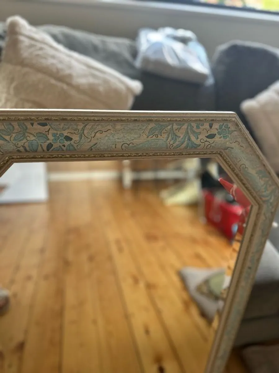 Mirror - Image 4