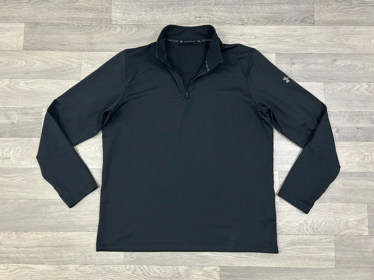 Under Armour Tactical Golf Half Zip Jumper Large - Image 1