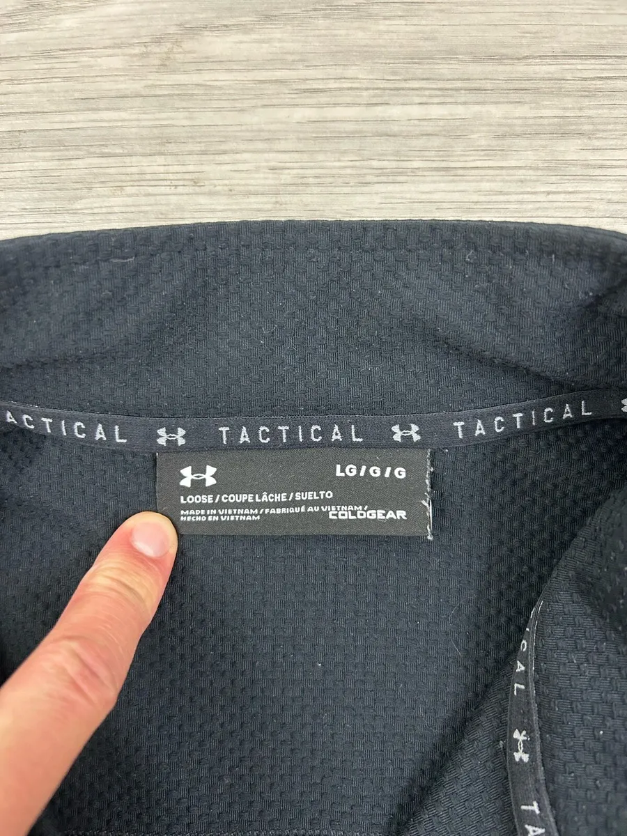 Under Armour Tactical Golf Half Zip Jumper Large - Image 4