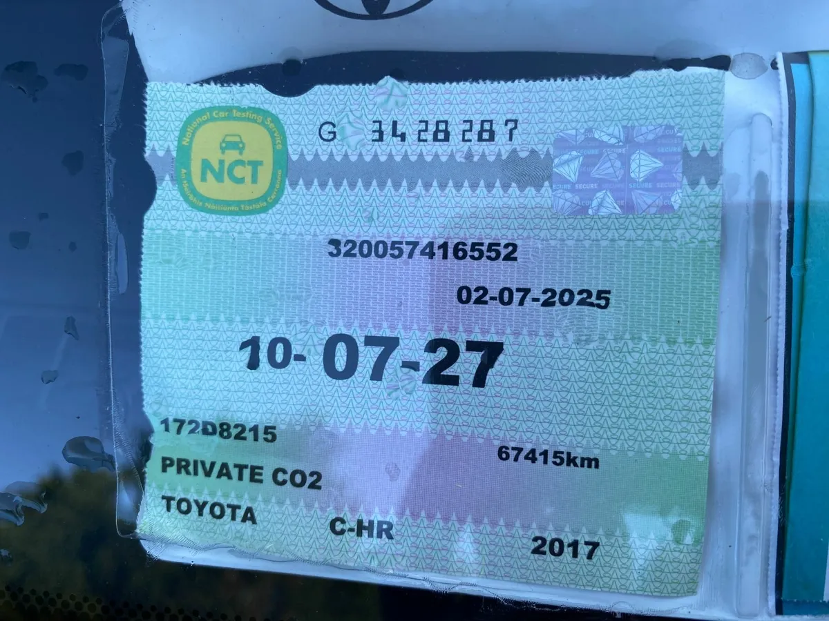 Toyota C-HR 2017 - Image 3