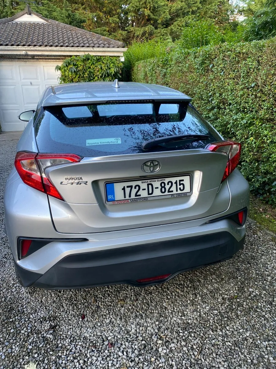Toyota C-HR 2017 - Image 4