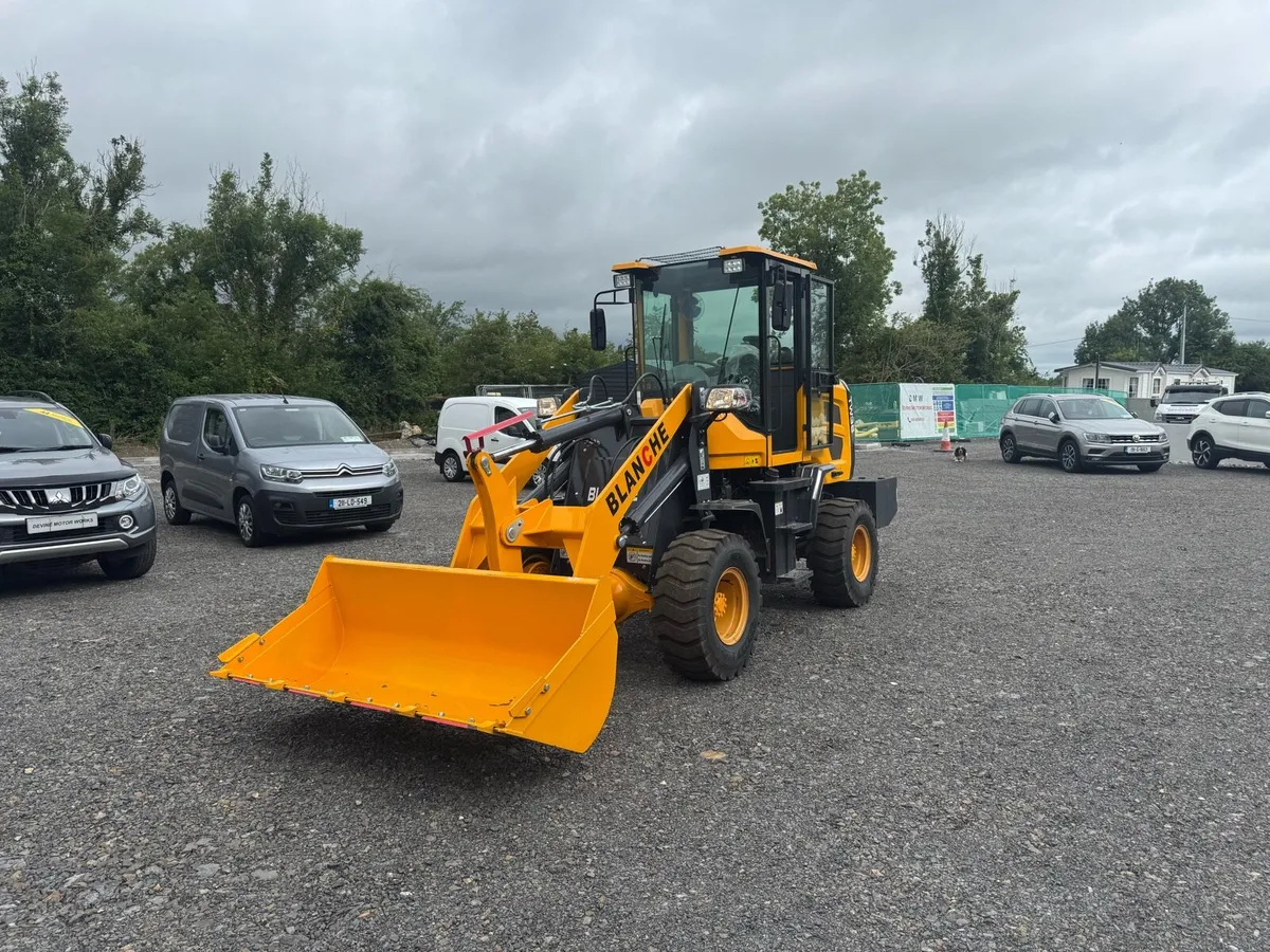 Blanche Loader 2025 4 Wheel drive - Image 1