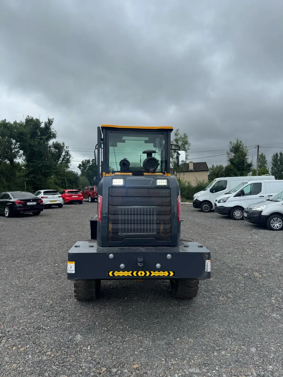 Blanche Loader 2025 4 Wheel drive - Image 3