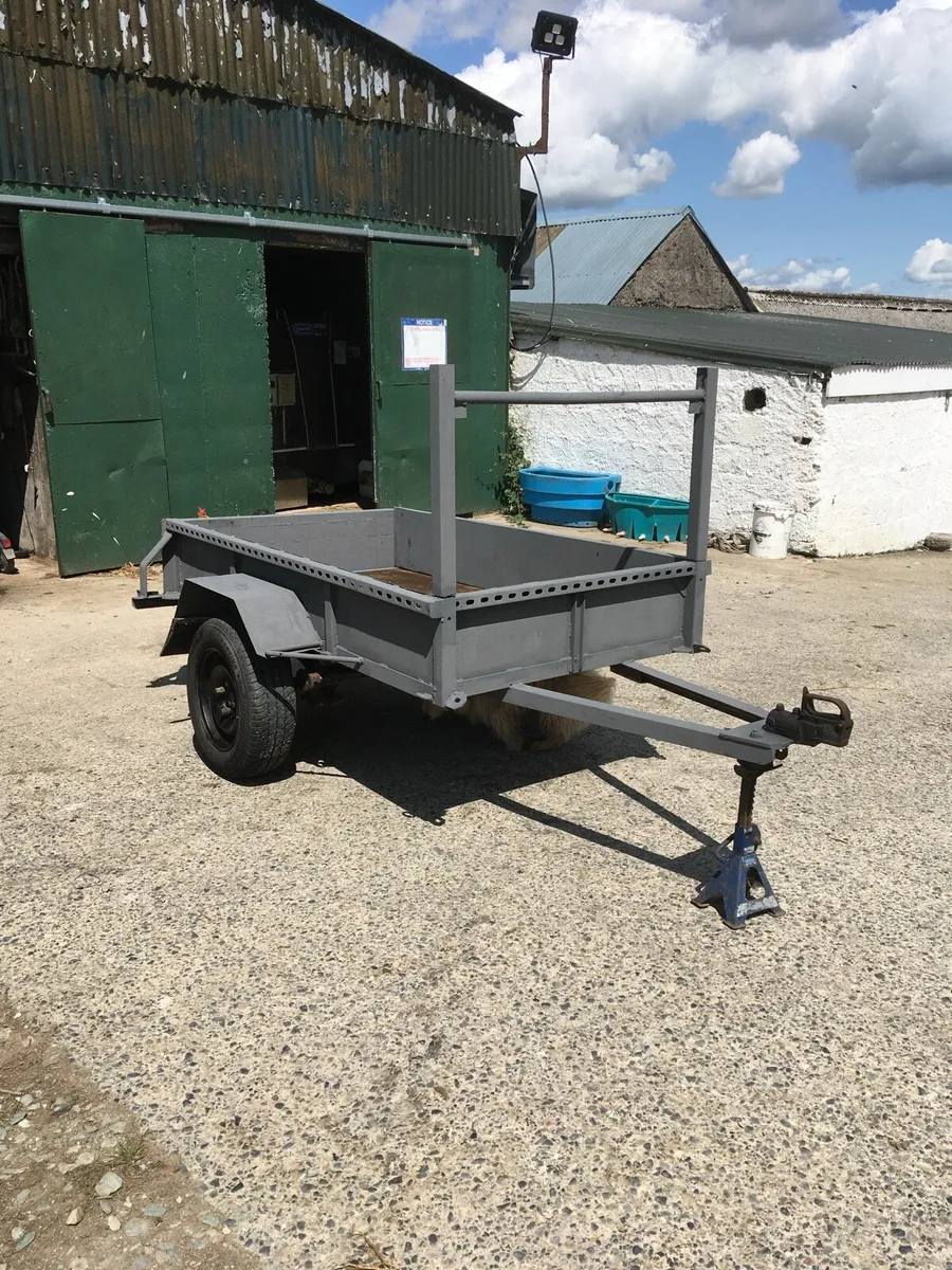 Trailer - Image 1