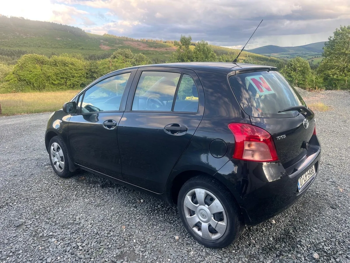 Toyota Yaris 2007 - Image 2
