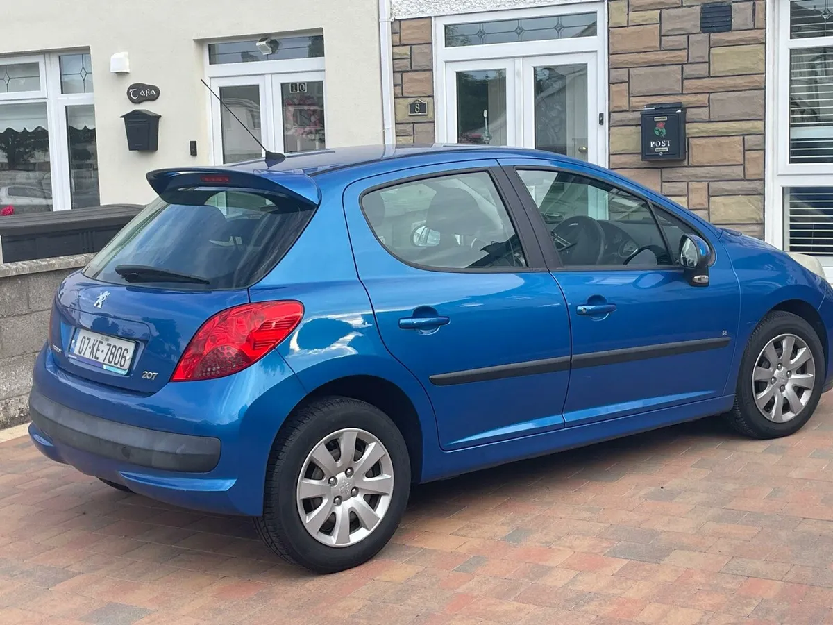 Peugeot 207 - Image 2