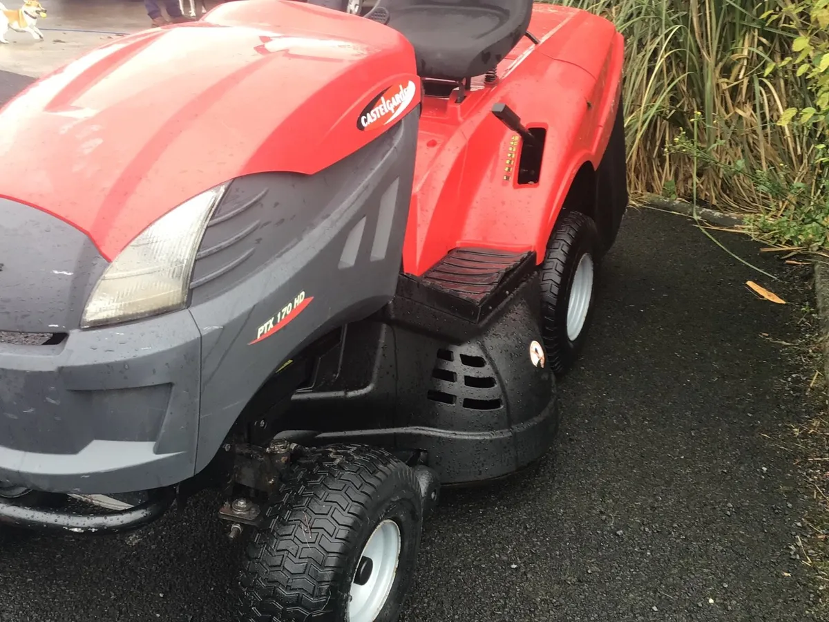 Castlegarden hydro 16/5HP ride on lawnmower - Image 2