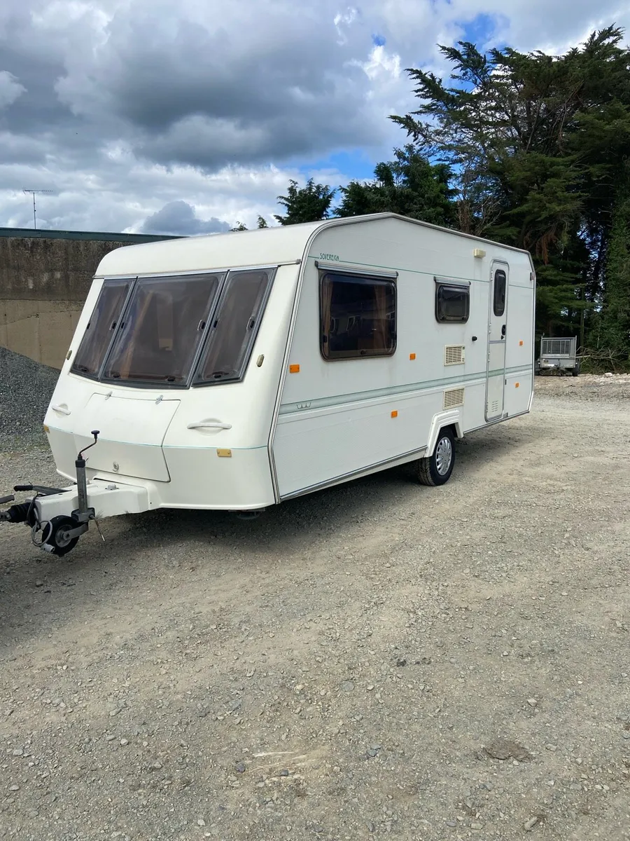 Caravan - Image 1