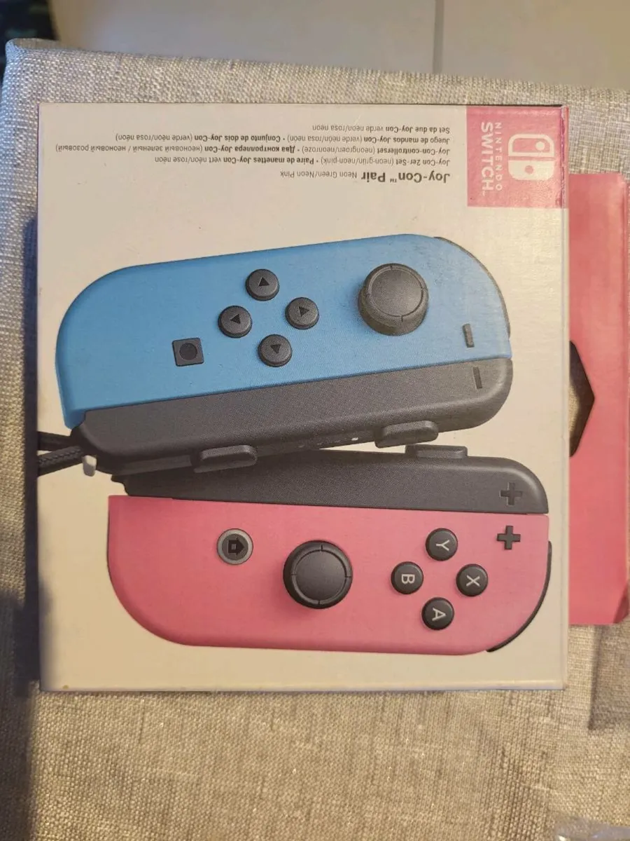 Nintendo Switch Bundle - Image 3