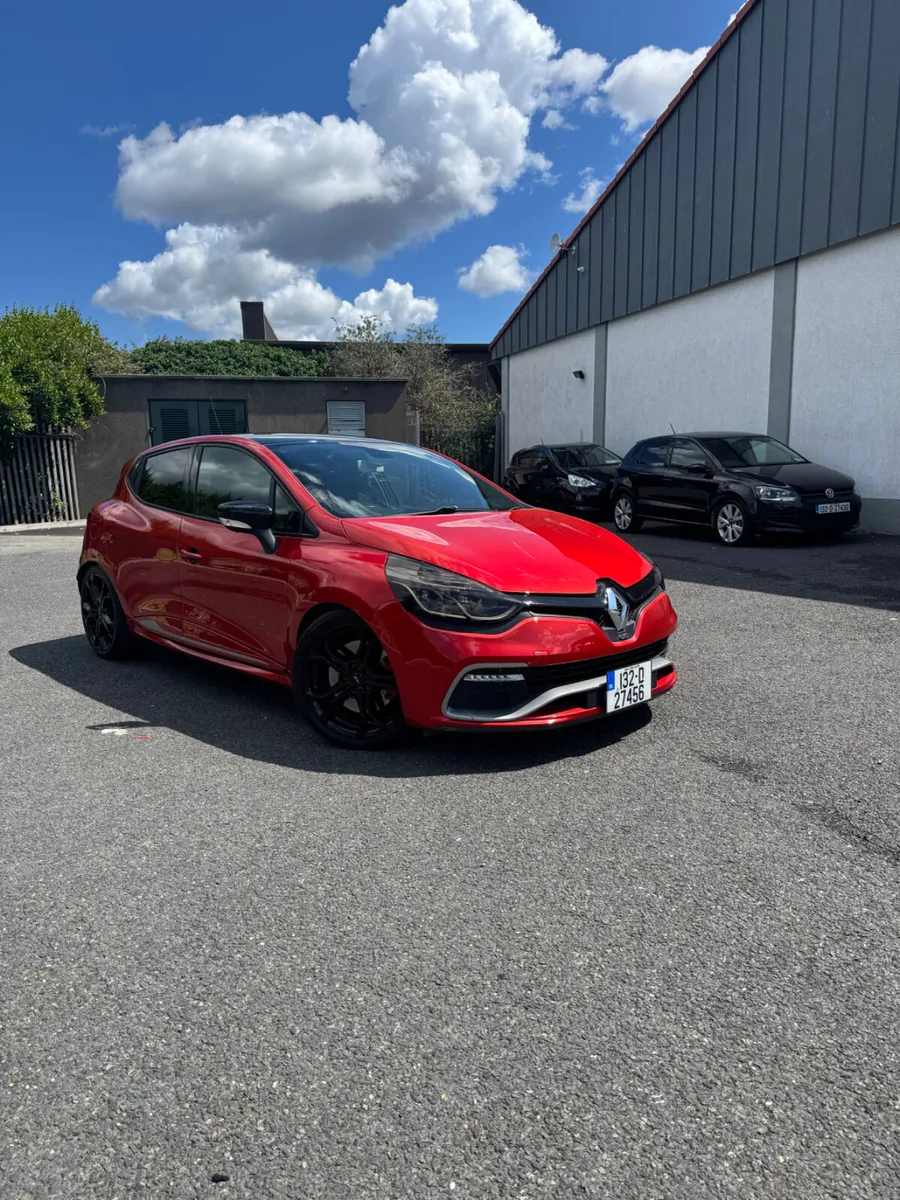 Renault  Lutecia RS 1.6 Petrol 217HP Stock - Image 2