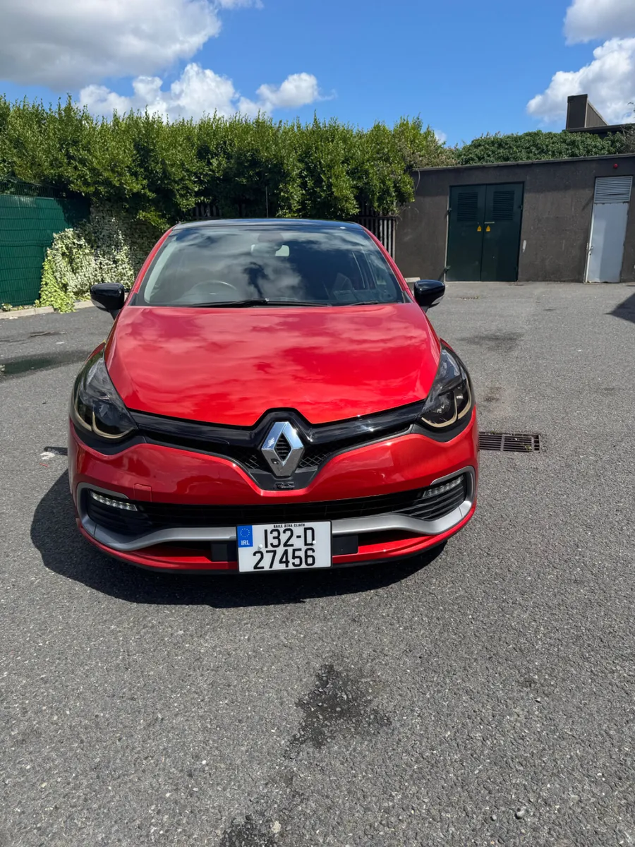 Renault  Lutecia RS 1.6 Petrol 217HP Stock - Image 3