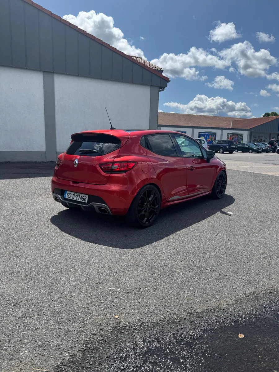 Renault  Lutecia RS 1.6 Petrol 217HP Stock - Image 4