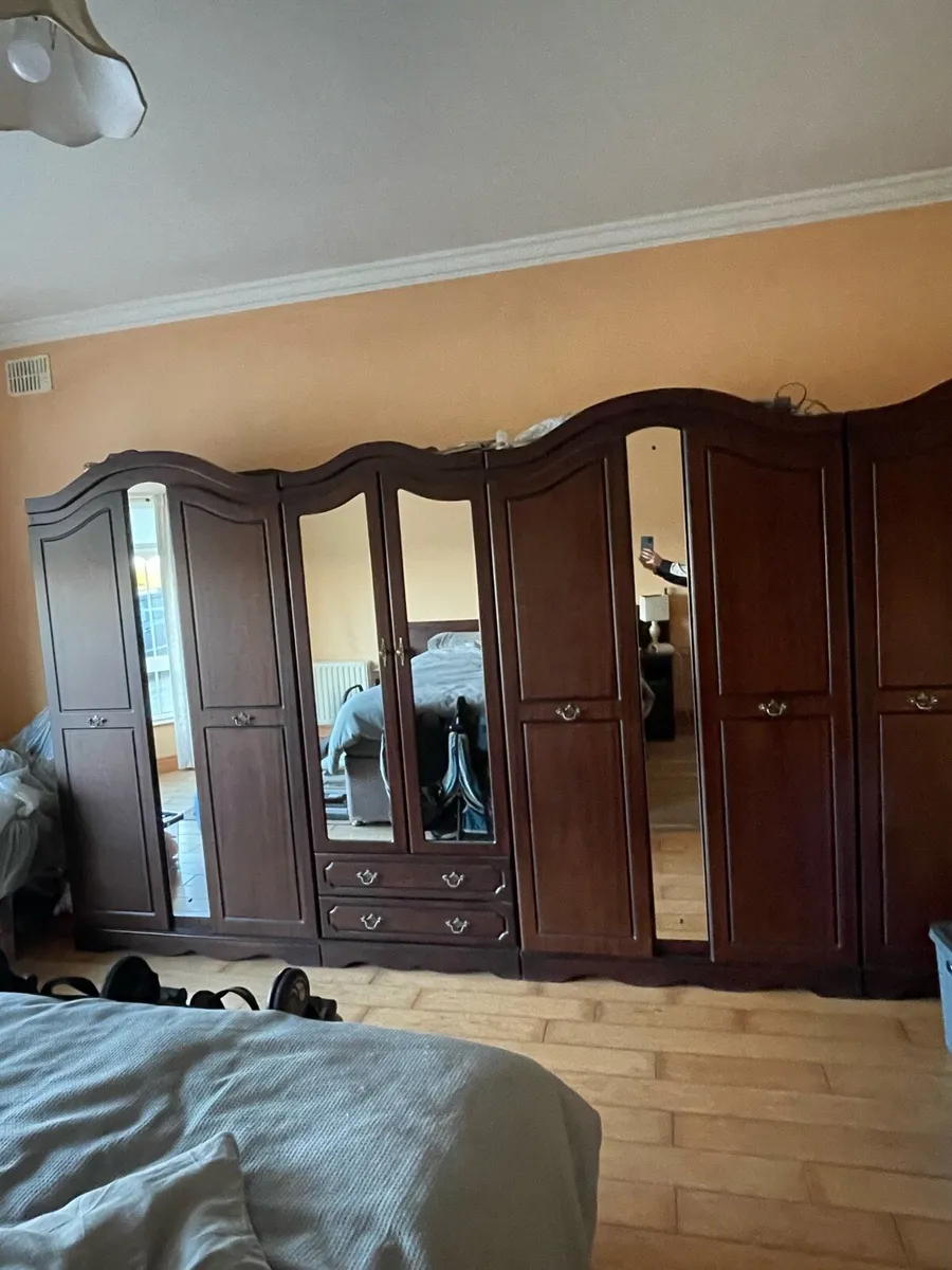 Wardrobes - Image 2