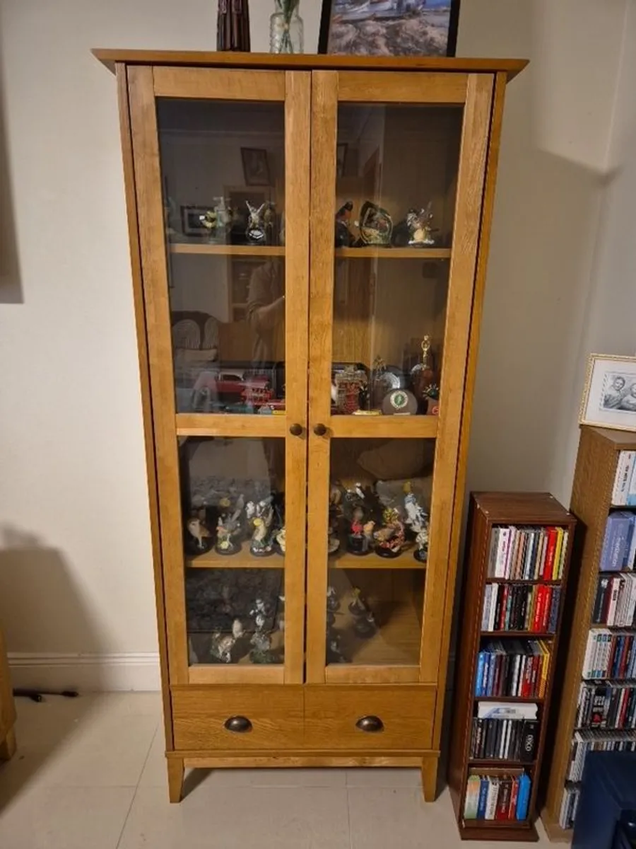 Display Cabinet - Image 1