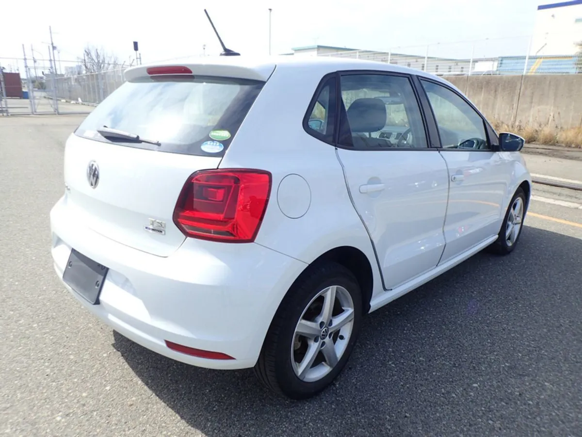 Volkswagen Polo 1.2 TSI Comfortline Plus Petrol A - Image 3