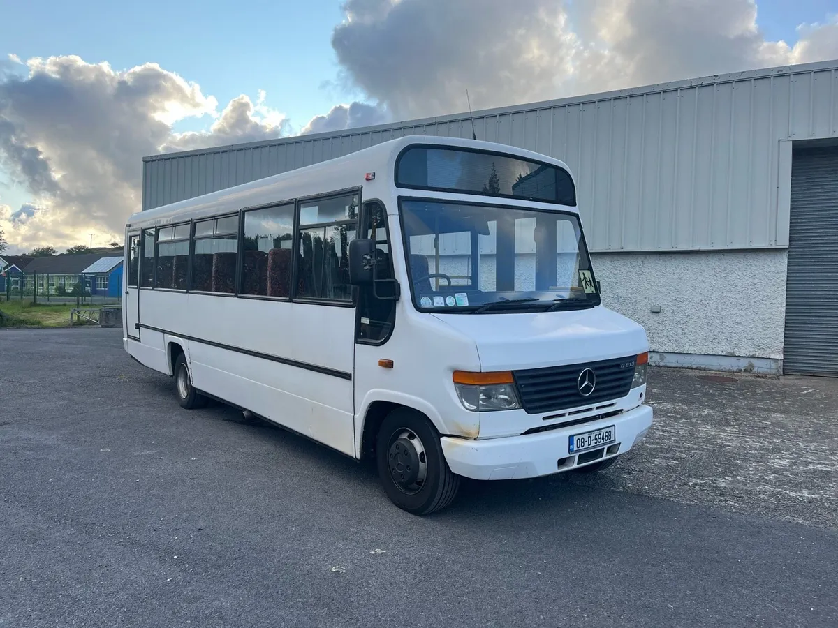 2008 Mercedes-Benz Vario 33 Seater - Image 2