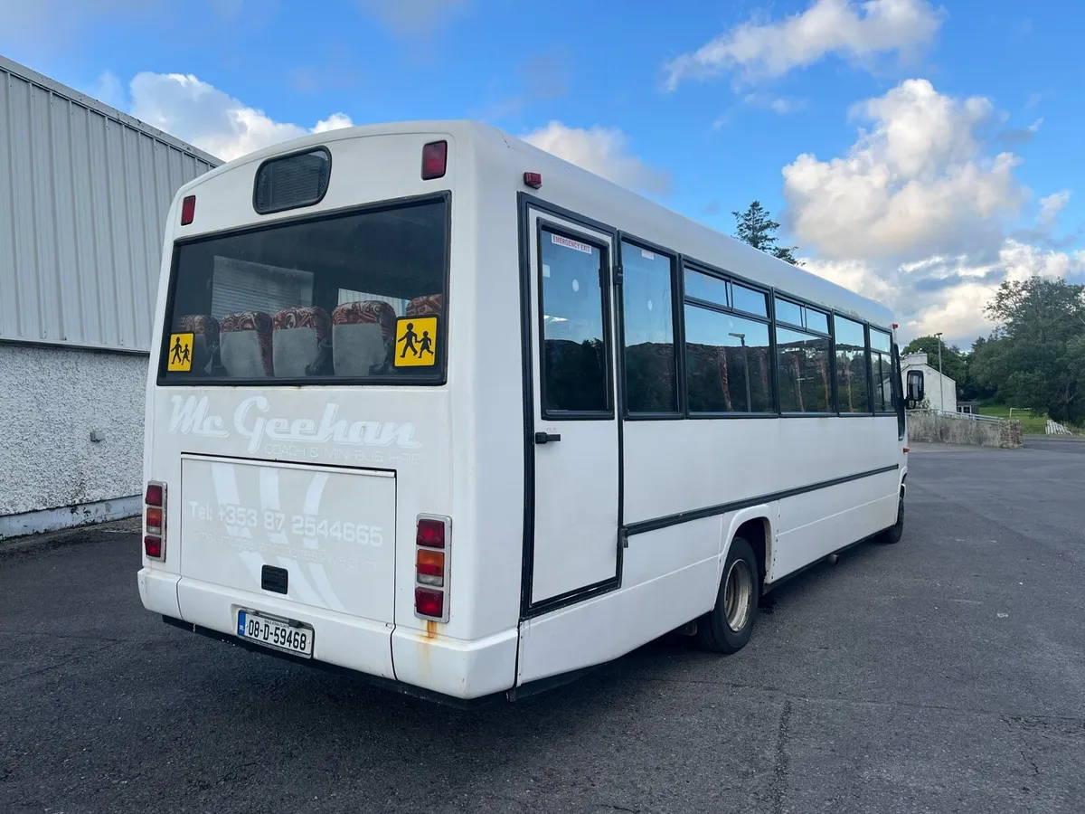2008 Mercedes-Benz Vario 33 Seater - Image 4