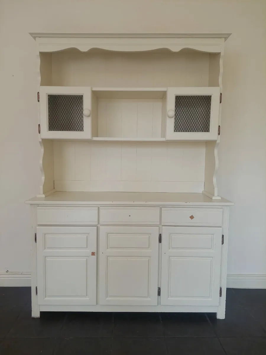 Cabinet for sale - Image 1