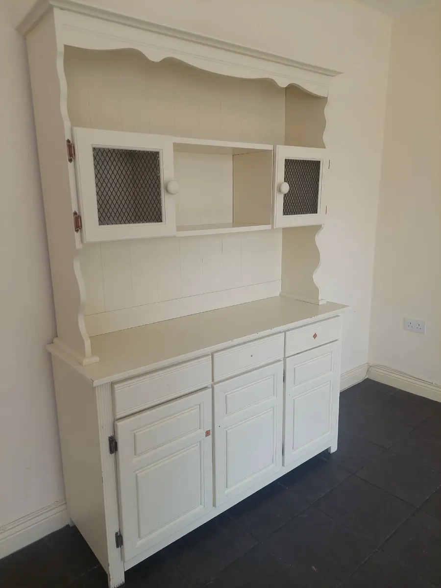 Cabinet for sale - Image 2