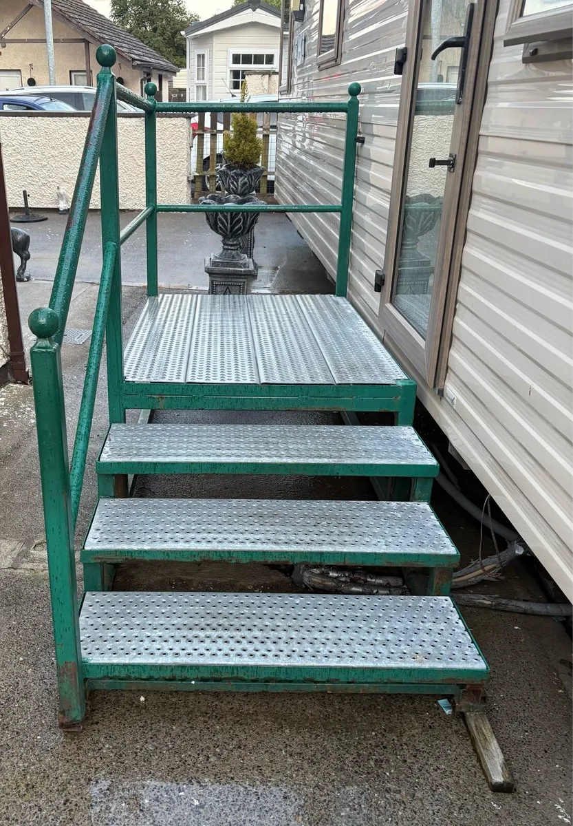 Mobile home solid steel step - Image 2