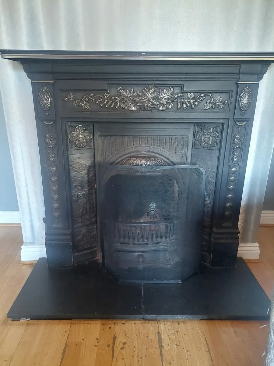 Mantlepiece for sale - Image 1