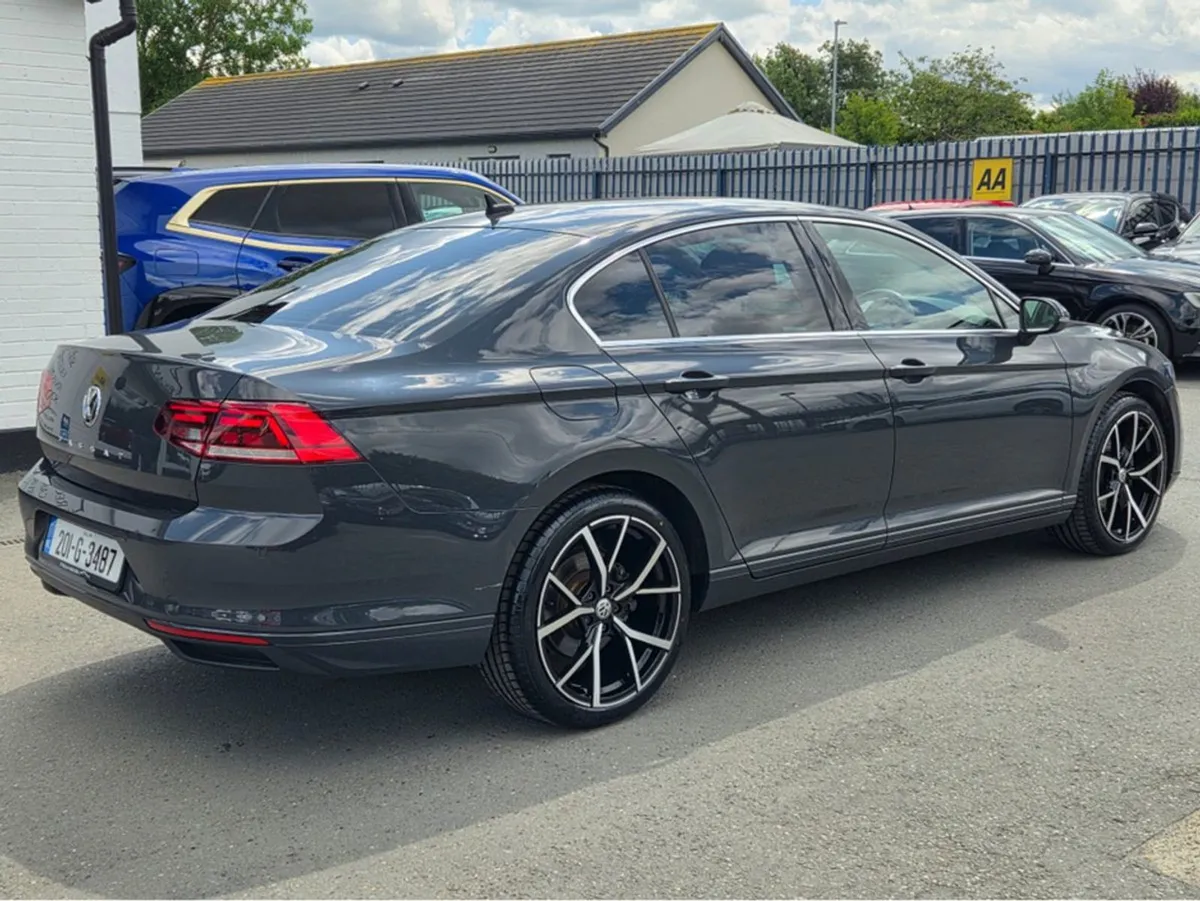 Volkswagen Passat 1.6 TDI 120 BHP SE NAV Dsg now - Image 3
