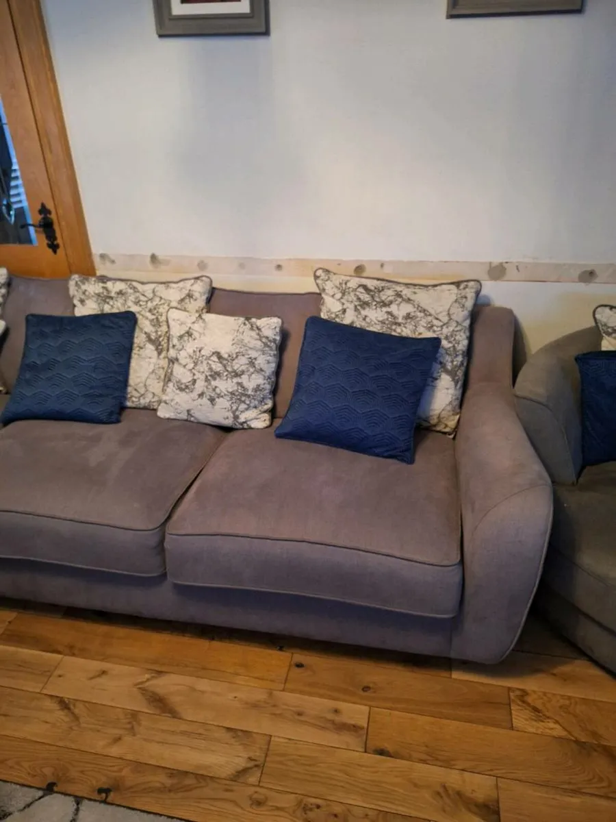 Suite - Image 2
