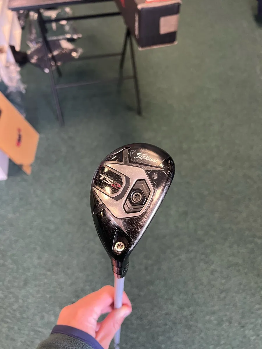 Titleist TS2 19* Hybrid - Image 1