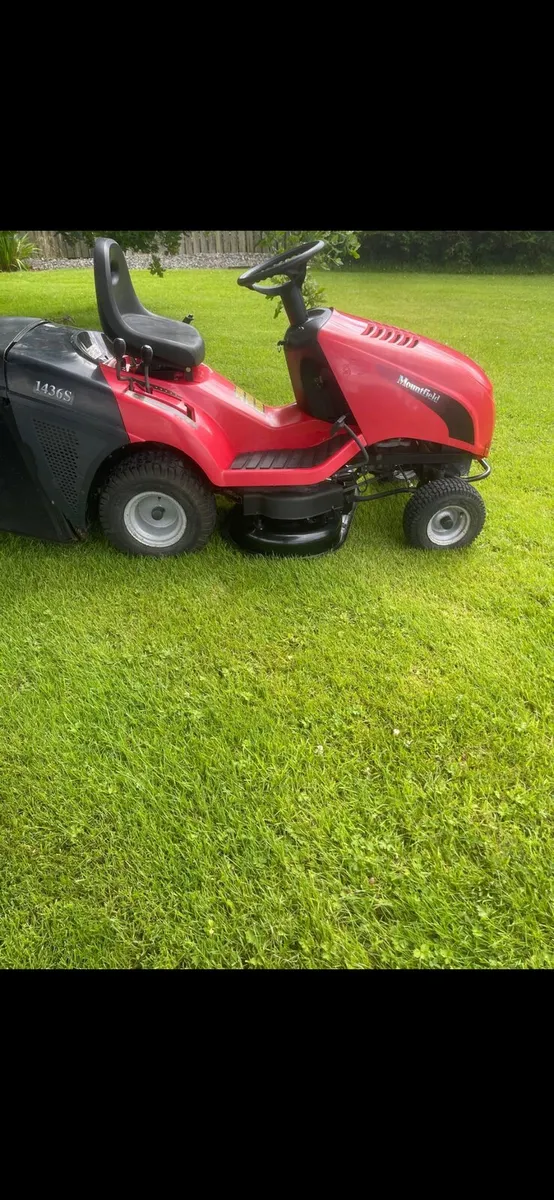 Mountfield ride on mower - Image 3