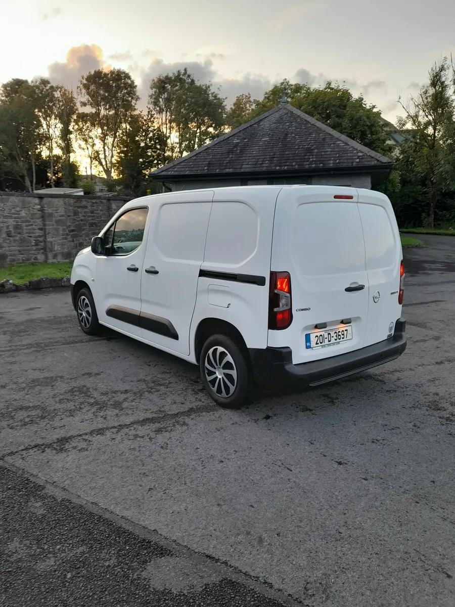 Opel Combo 2020 - Image 3