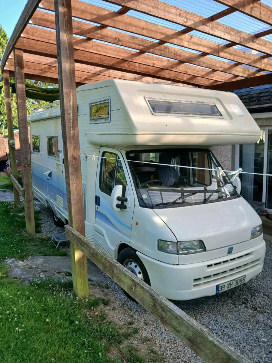 Campervan 6 berth - Image 2