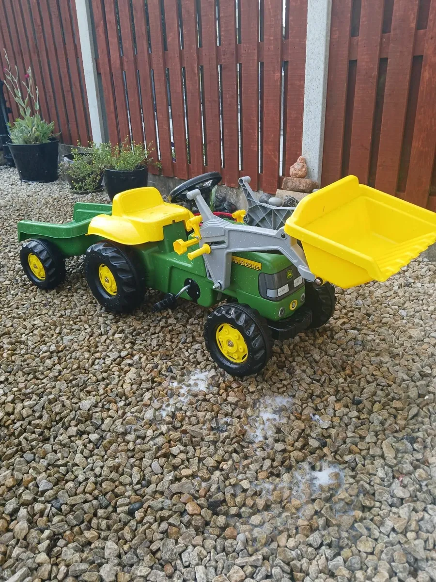 John Deere Pedal Tractor with Trailer - Image 2