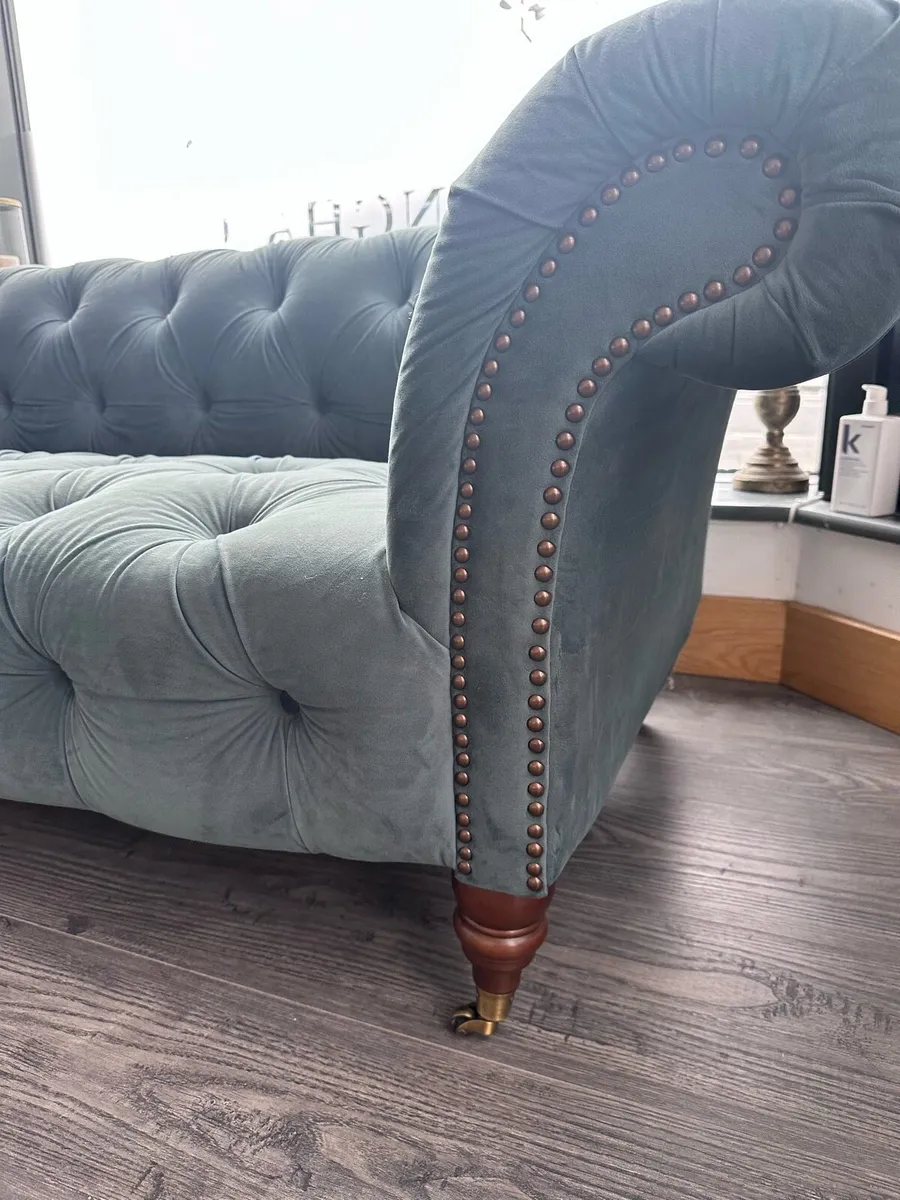 Couch - Image 2