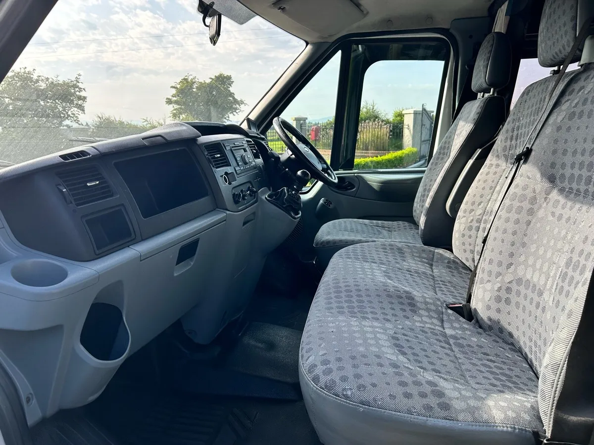 Camper van - Image 3
