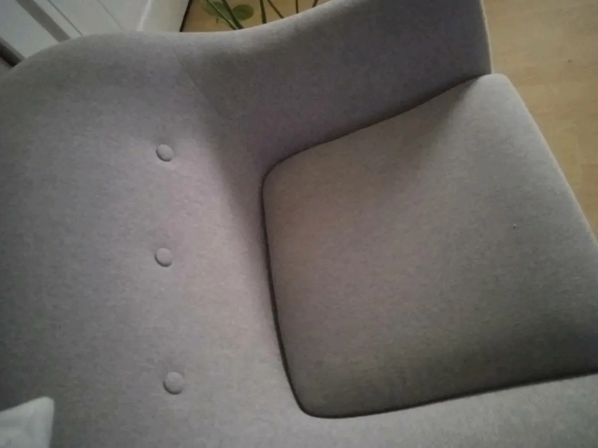 Armchair - Image 2