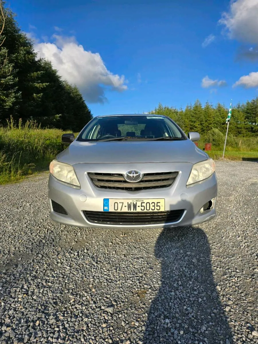 Toyota corolla - Image 1