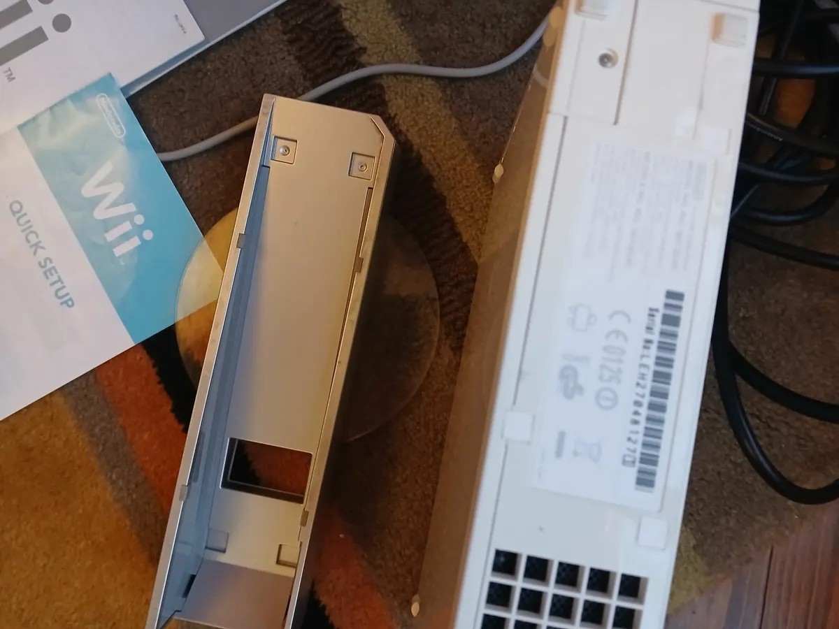 WII console and cables plus controllers and WII sp - Image 3
