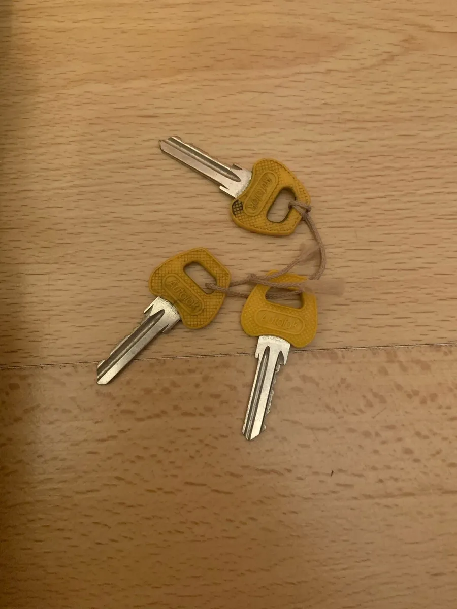 Vintage lock for car - Image 2
