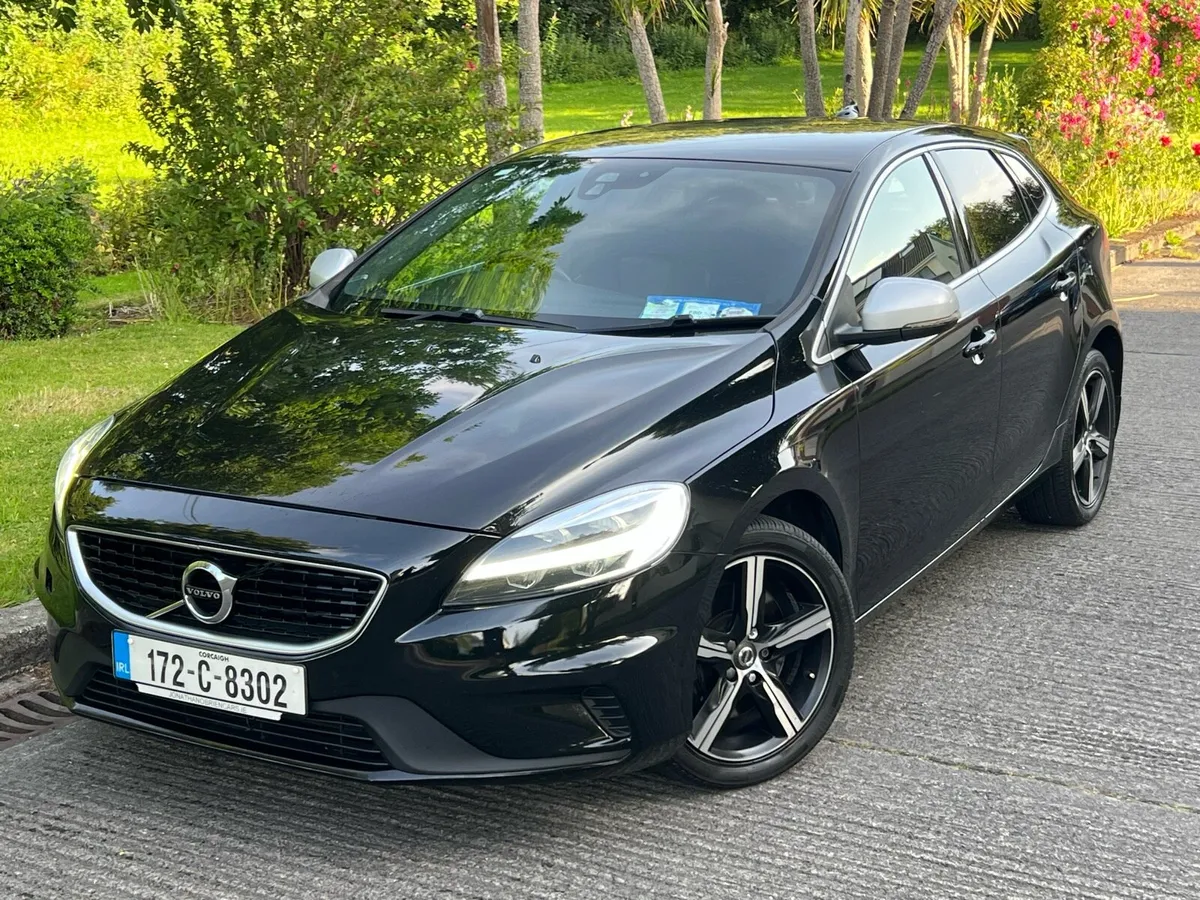 172 VOLVO V40 R-DESIGN 2.0 DIESEL SAT NAV HIGH SPE - Image 2